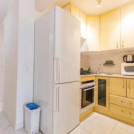 Luxury In Beachfront Complex In El Duque Area, Apartment