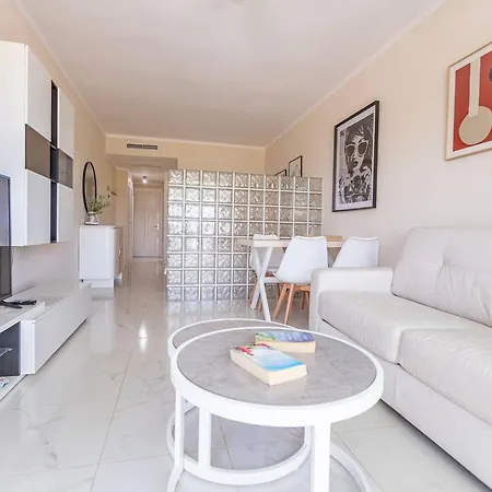 Luxury In Beachfront Complex In El Duque Area,