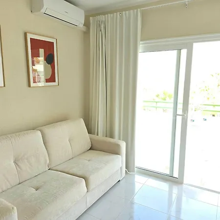 Apartment Luxury In Beachfront Complex In El Duque Area, Costa Adeje (Tenerife)